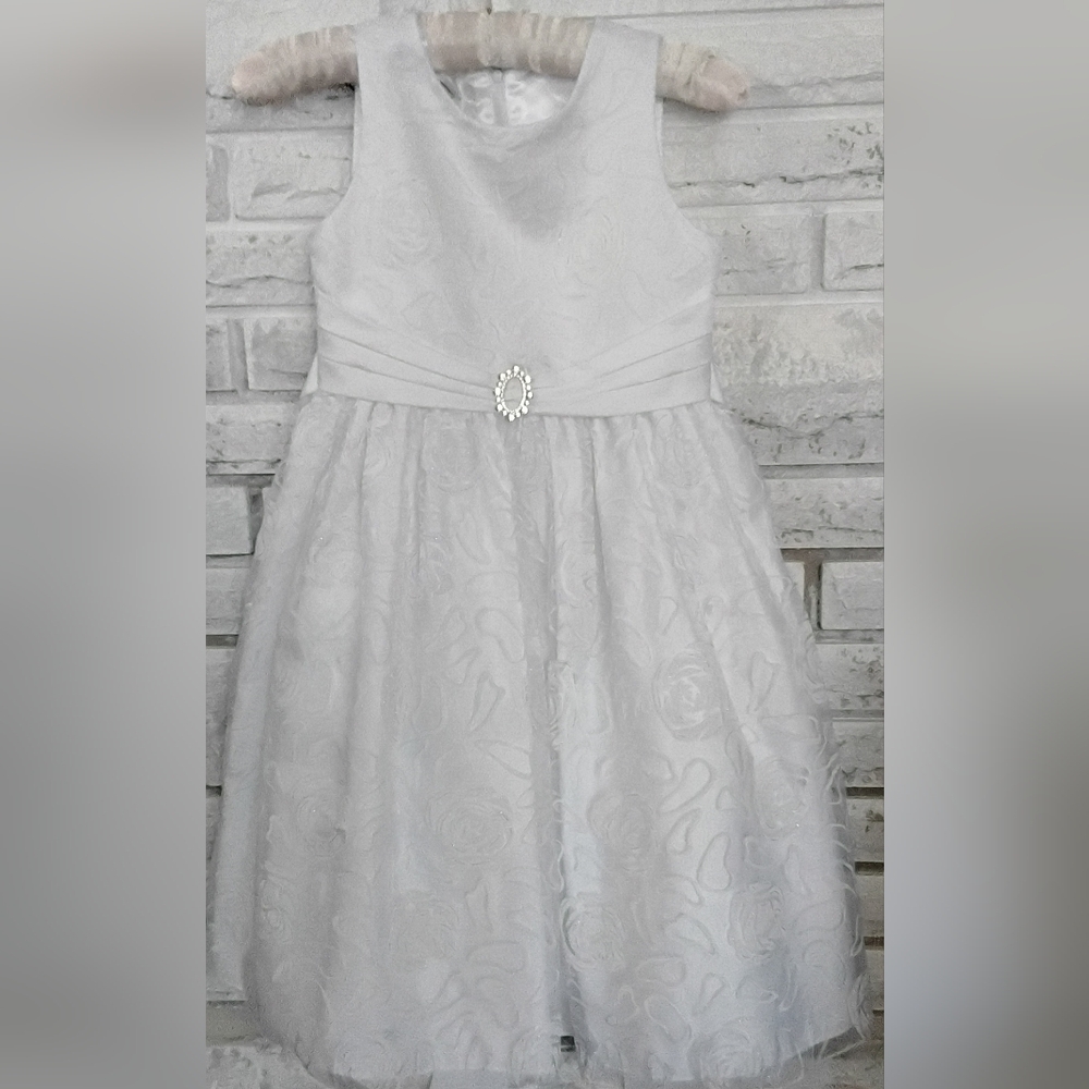 Charming White Floral Kids Dress with Embellishment